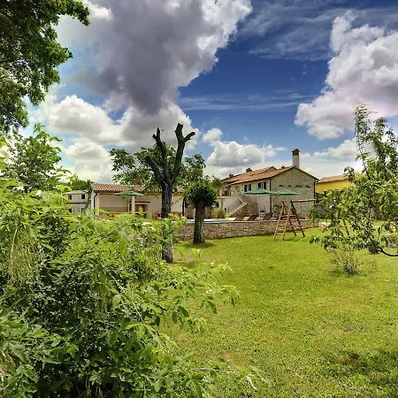 Σπίτι διακοπών In Rojnici With Private Pool *