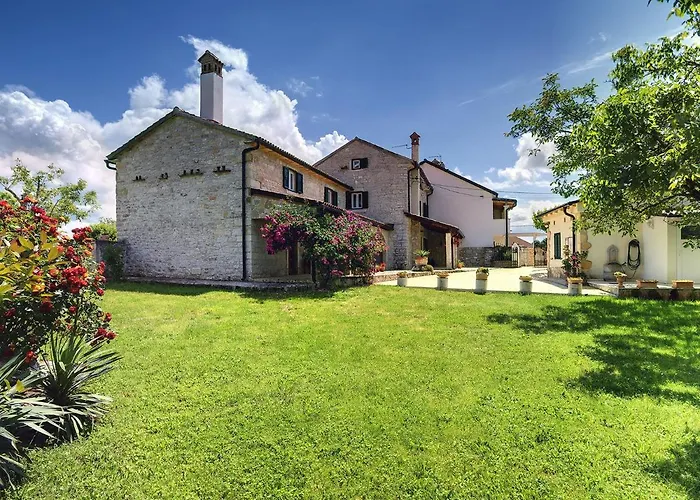 In Rojnici With Private Pool Σπίτι διακοπών Barban