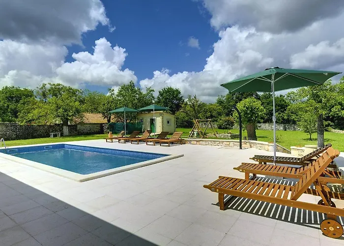 In Rojnici With Private Pool Barban